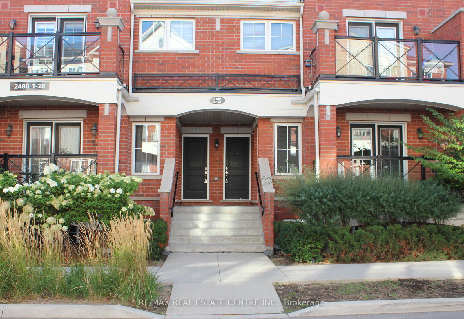 2480-post-road-oakville-ontario-w12249057