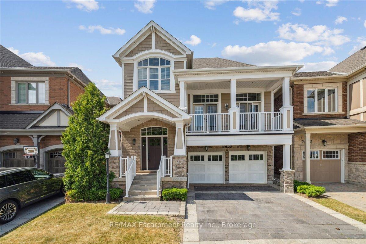 2458-charlie-common-oakville-ontario-w12249206
