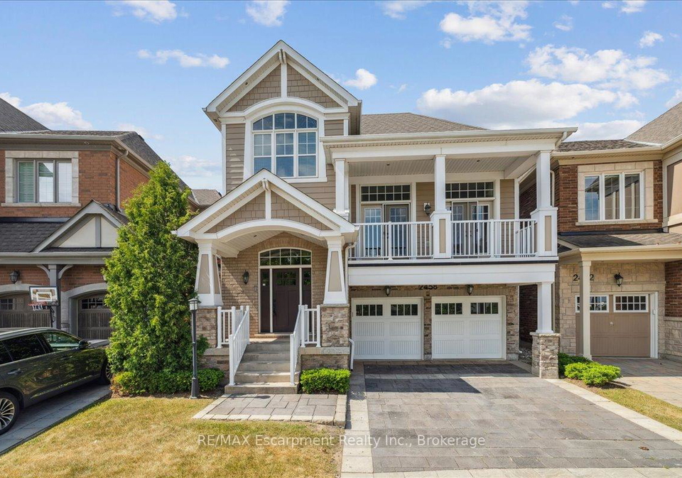 2458-charlie-common-oakville-ontario-w12249206