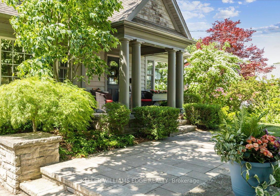 392-pepper-drive-burlington-ontario-w12249267