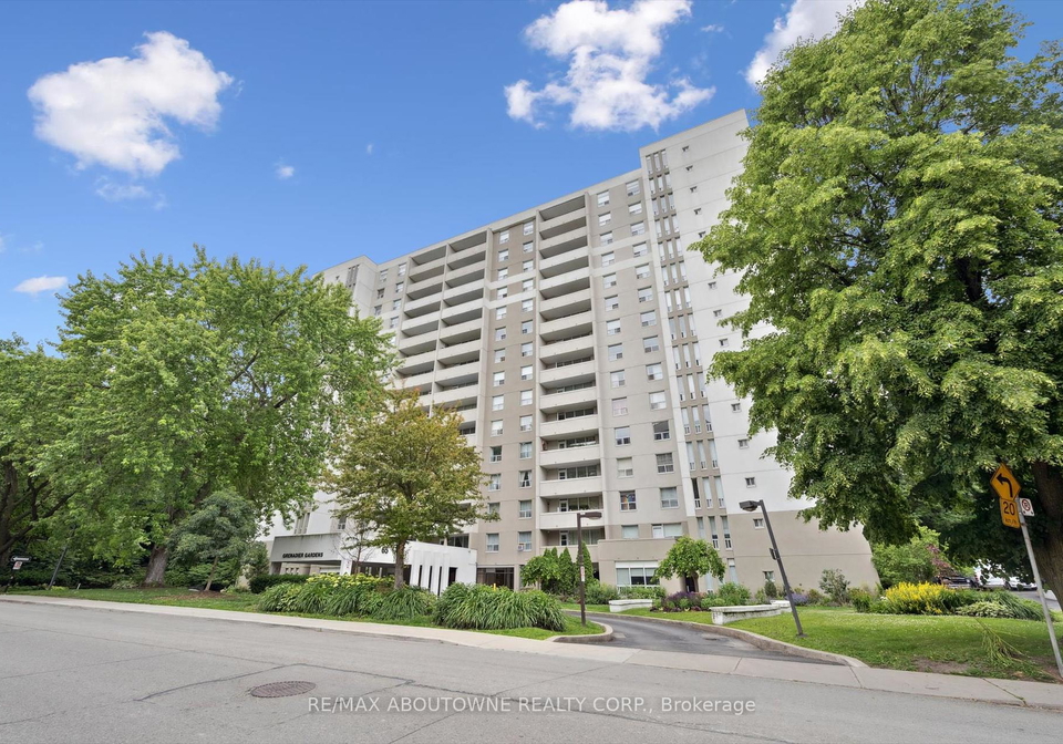 65-southport-street-toronto-ontario-w12250088