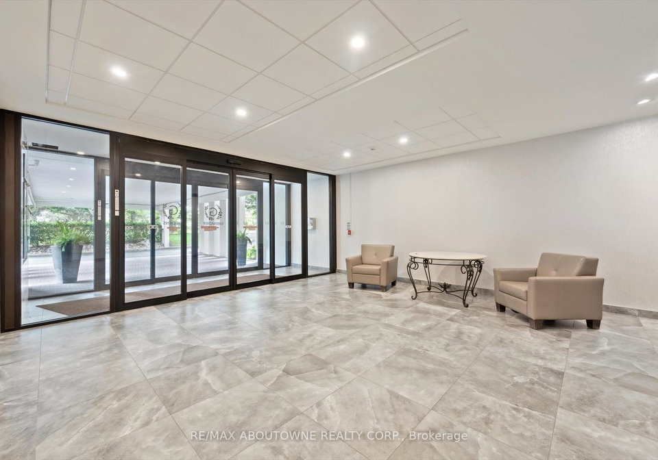 65-southport-street-toronto-ontario-w12250088
