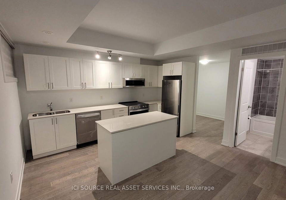 1085-douglas-mccurdy-common-mississauga-ontario-w12250261