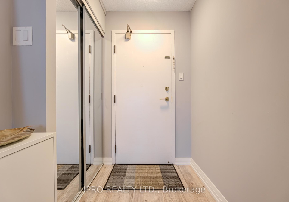 4185-shipp-drive-mississauga-ontario-w12250274