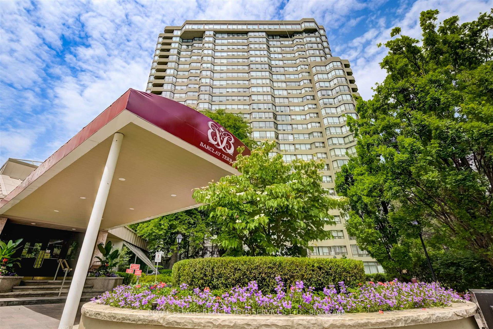 1320-islington-avenue-etobicoke-ontario-w12251048
