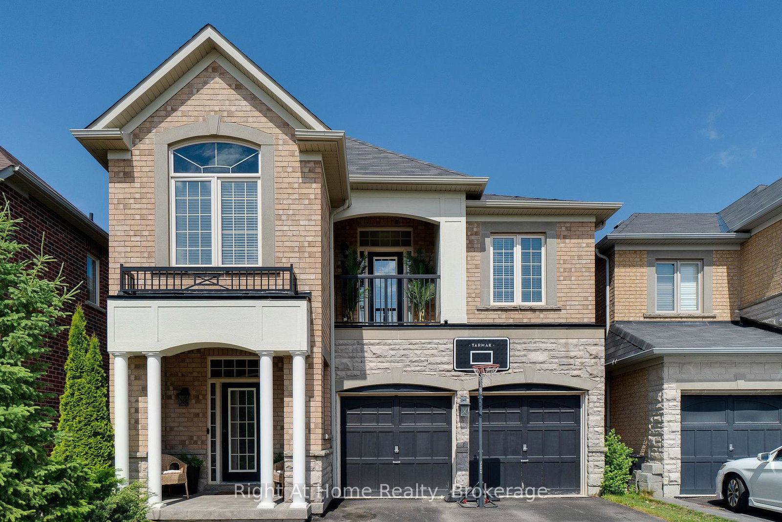 4269-carrick-street-burlington-ontario-w12251524