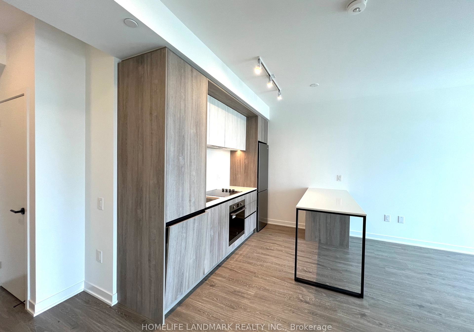 2495-eglinton-avenue-w-mississauga-ontario-w12251616