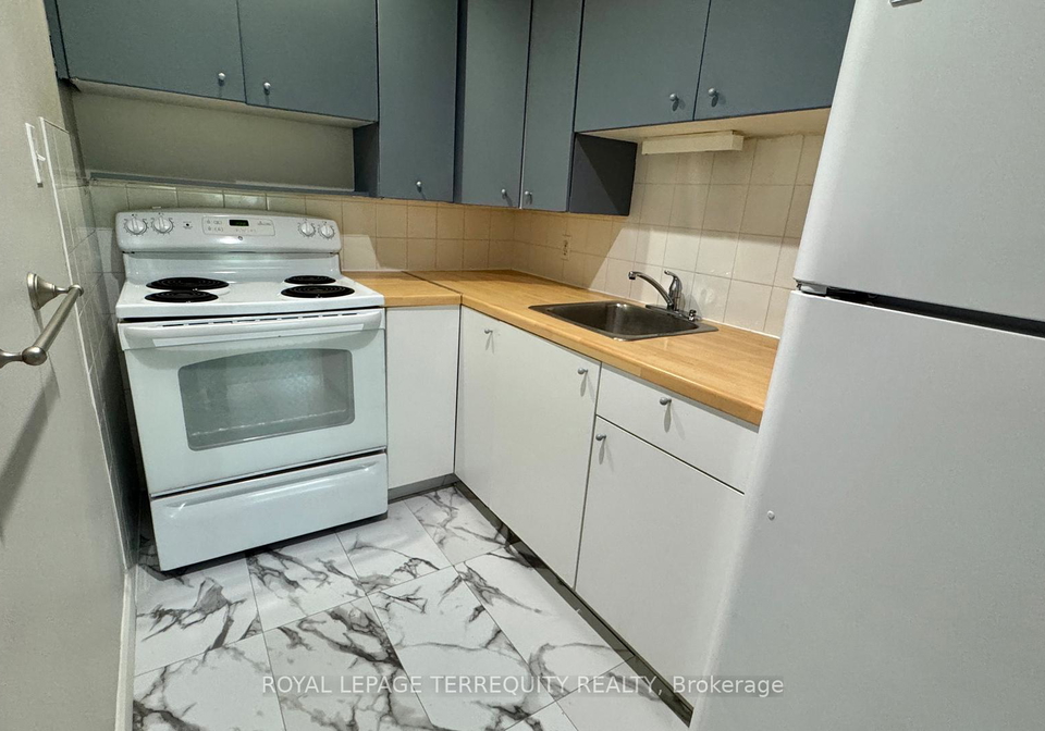 321-lakeshore-road-e-mississauga-ontario-w12251624
