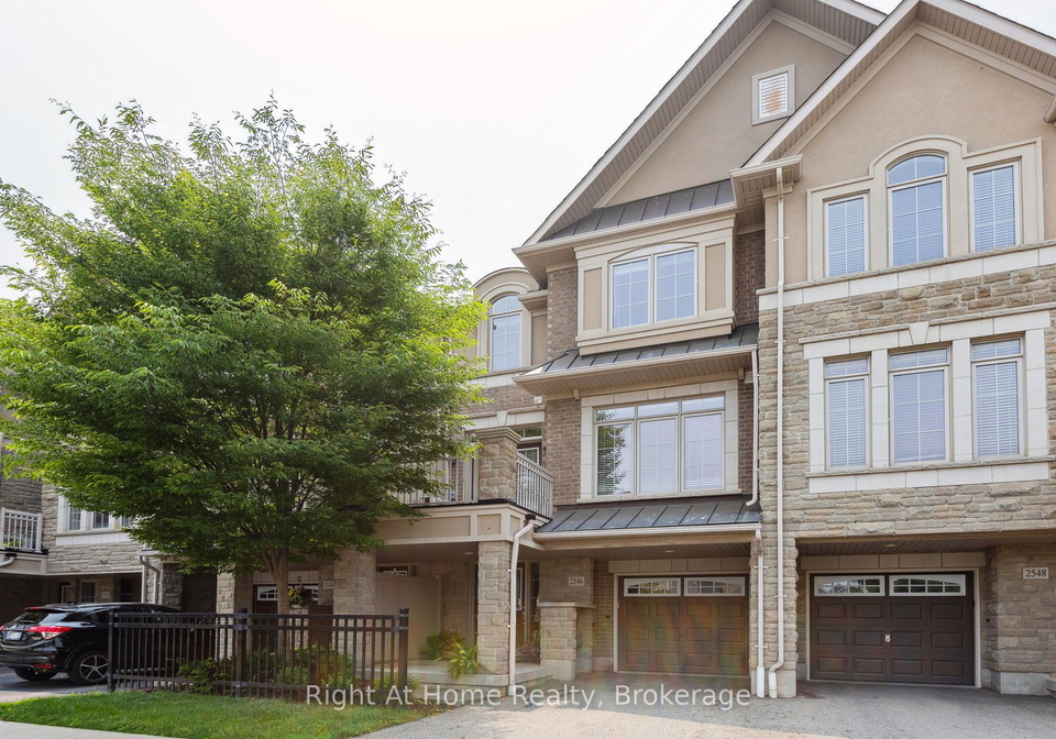 2546-grand-oak-trail-oakville-ontario-w12251630