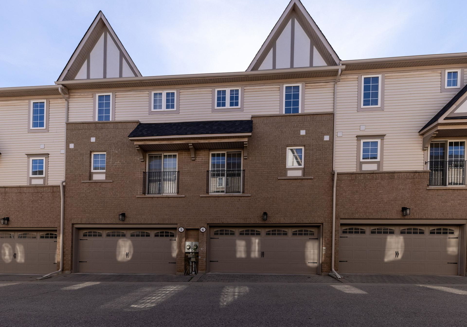 2361-parkhaven-boulevard-oakville-ontario-w12251949