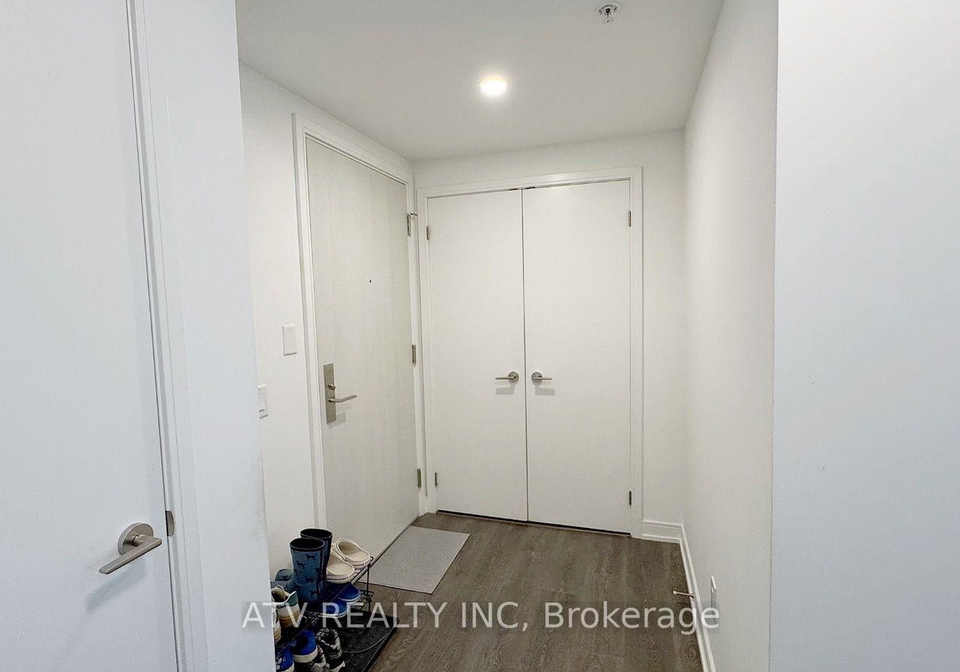 30-samuel-wood-way-etobicoke-ontario-w12252107