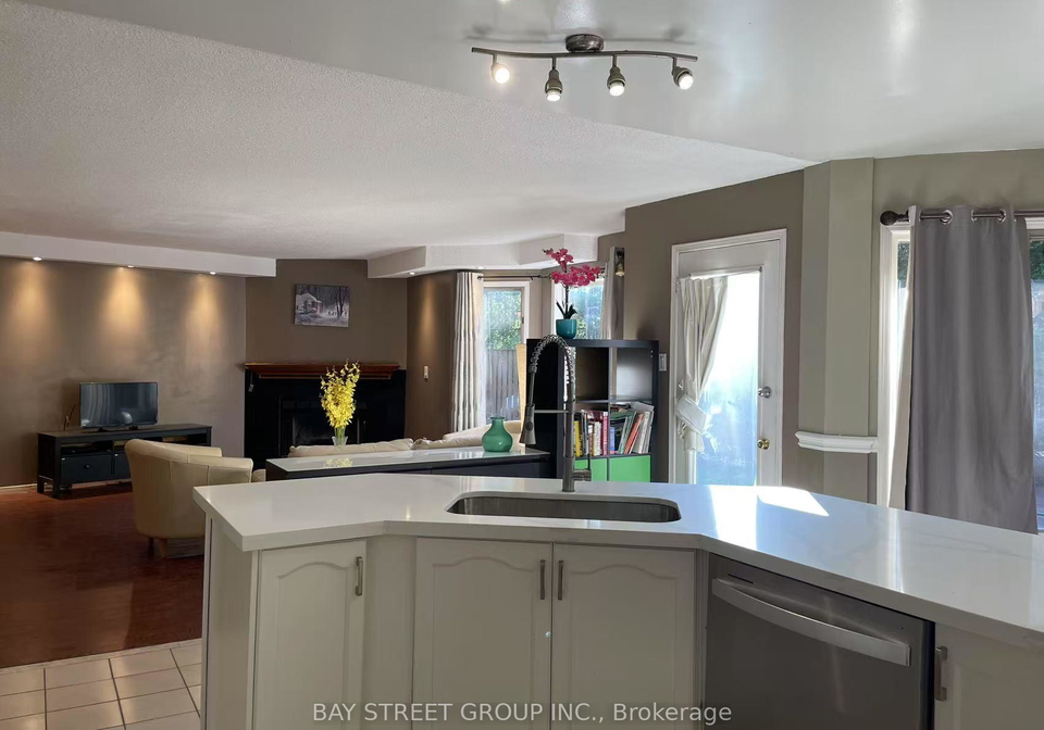 2589-addingham-crescent-oakville-ontario-w12252352