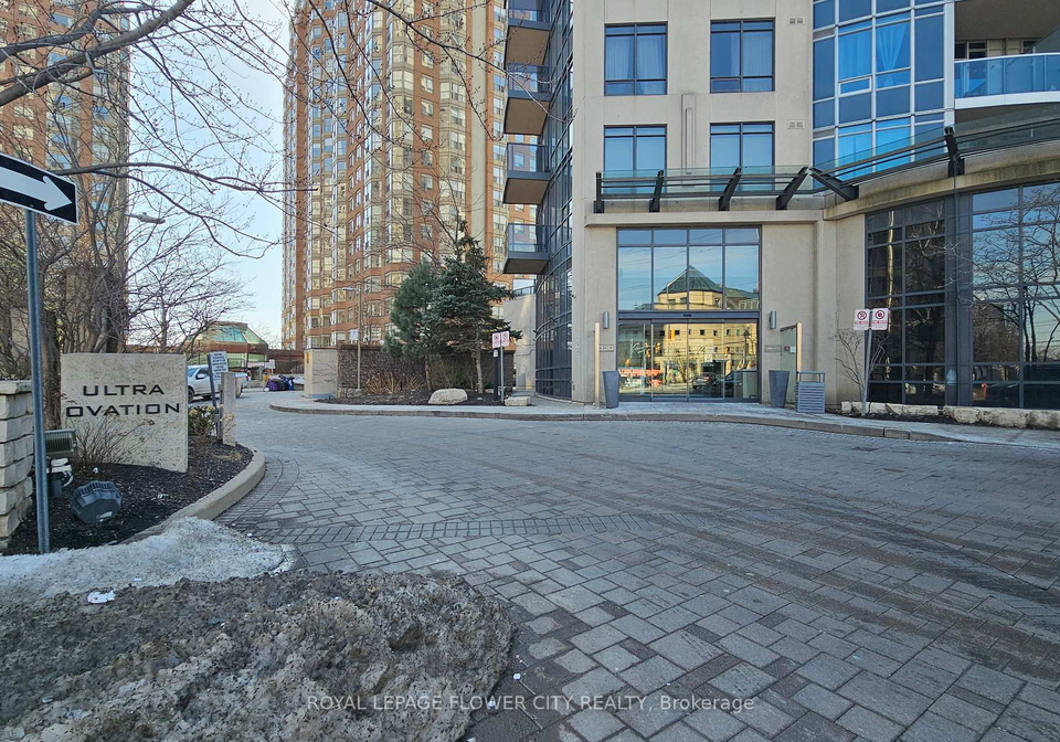 330-burnhamthorpe-road-mississauga-ontario-w12252518