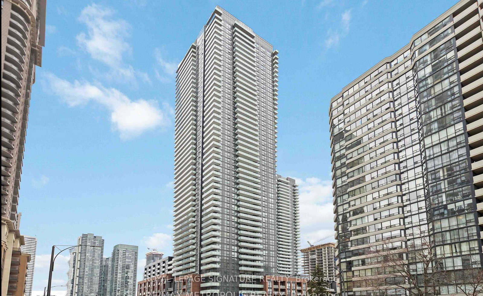 430-square-one-drive-mississauga-ontario-w12252551