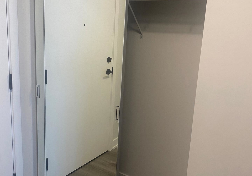 430-square-one-drive-mississauga-ontario-w12252551