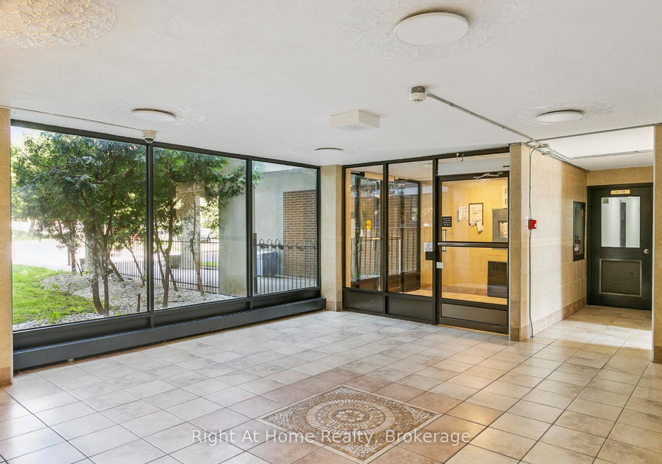 2121-roche-court-mississauga-ontario-w12253286