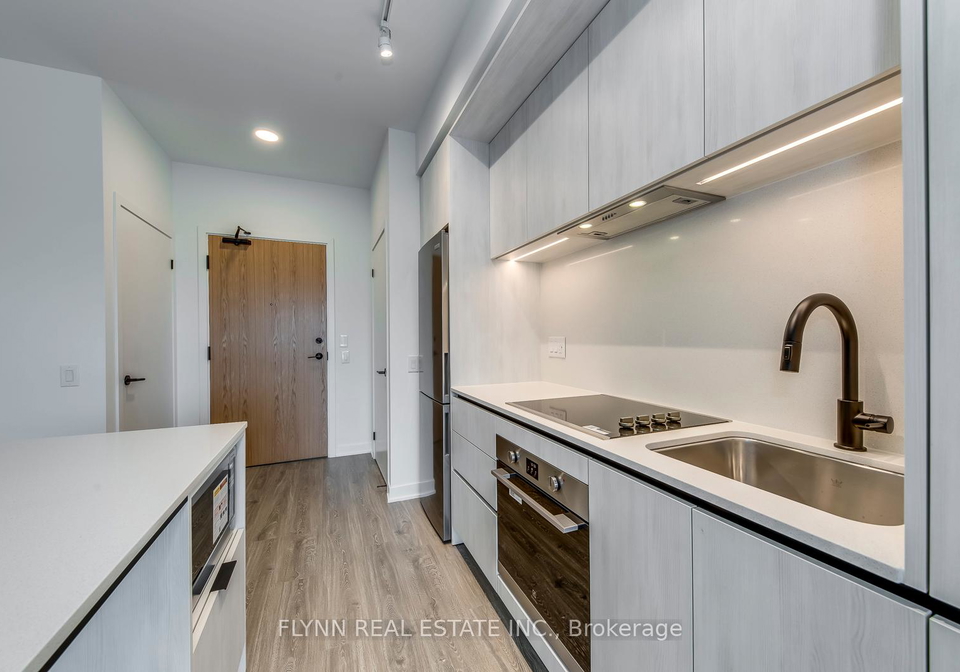 2495-eglinton-avenue-w-mississauga-ontario-w12253468