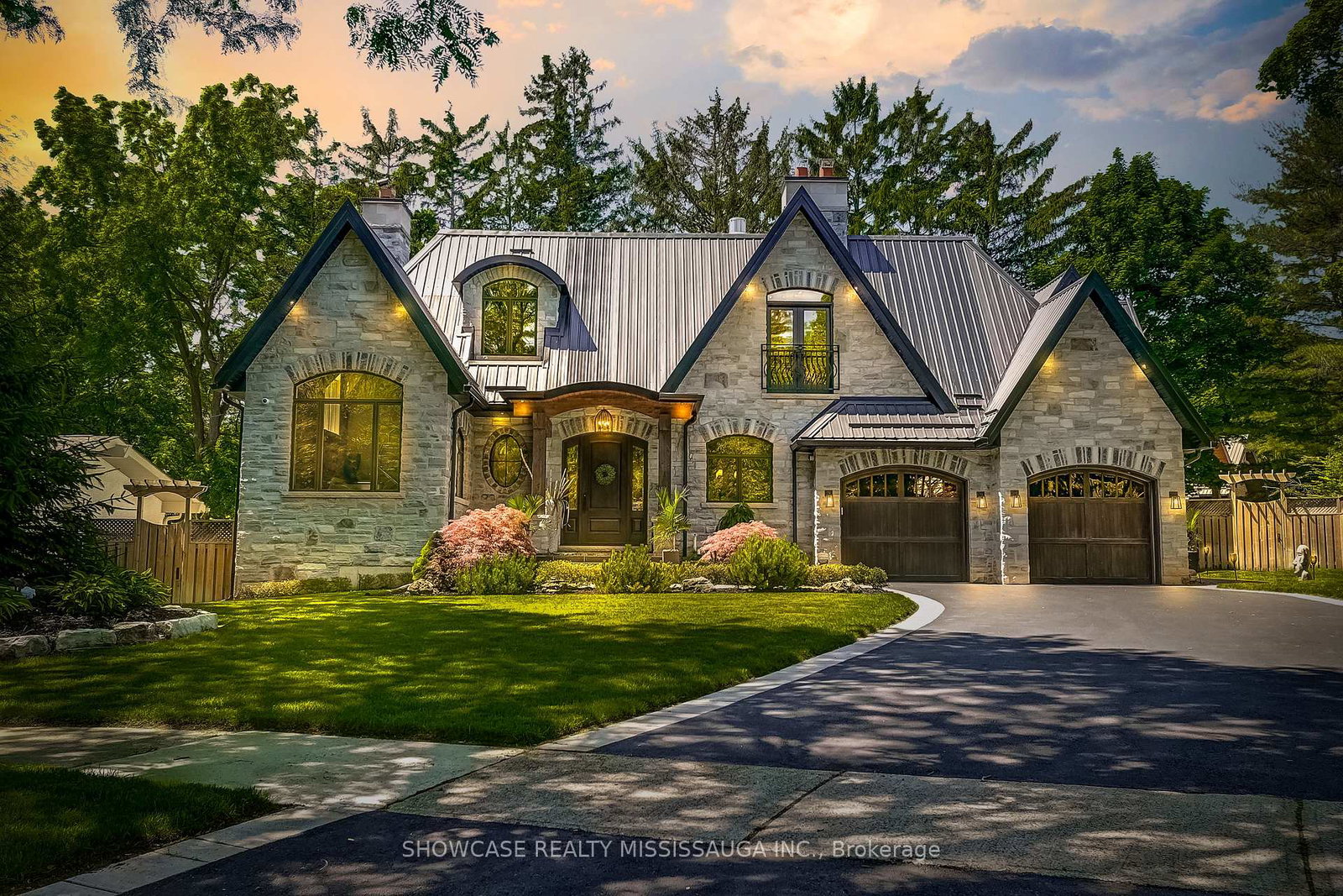 1282-catchacoma-court-mississauga-ontario-w12253493
