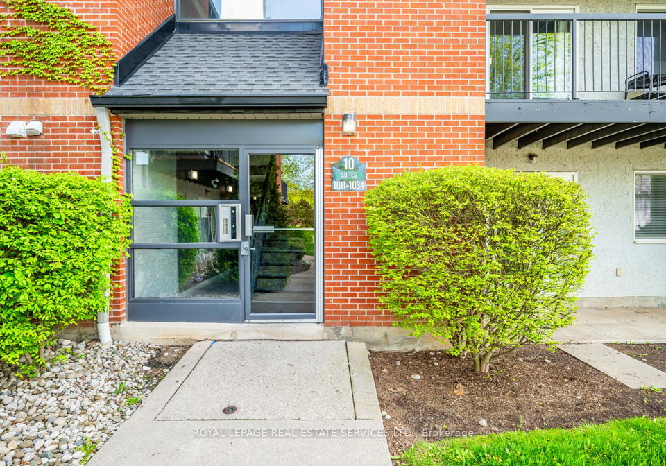 1450-glen-abbey-gate-oakville-ontario-w12253507