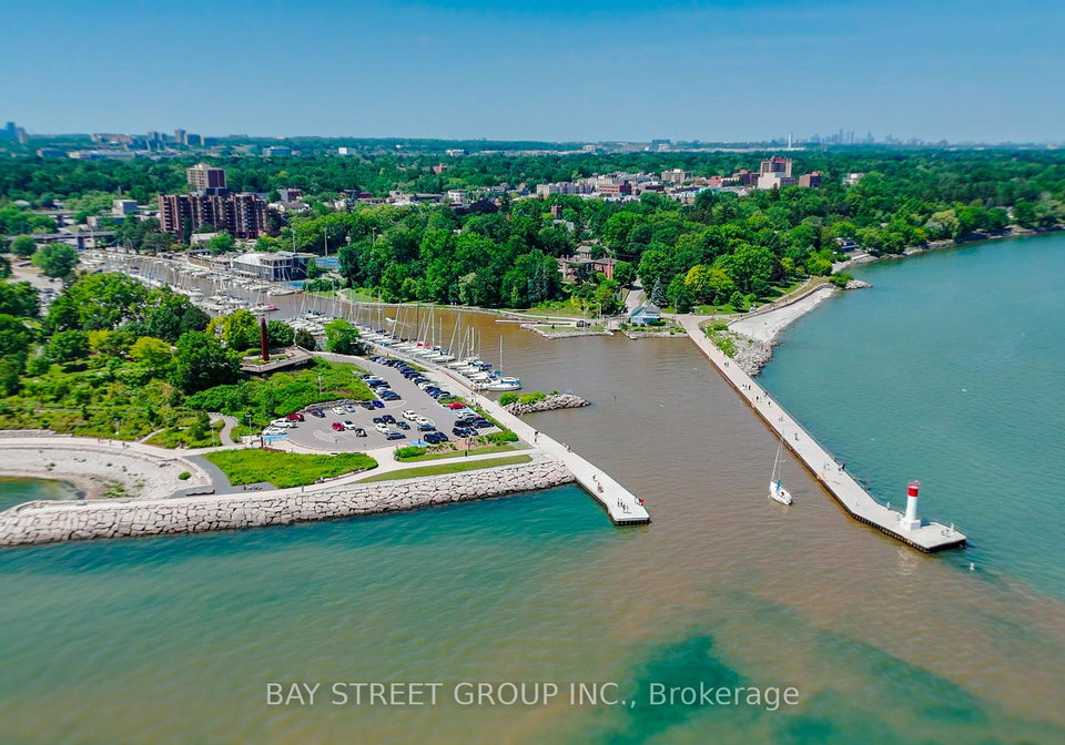 185-robinson-street-oakville-ontario-w12253690