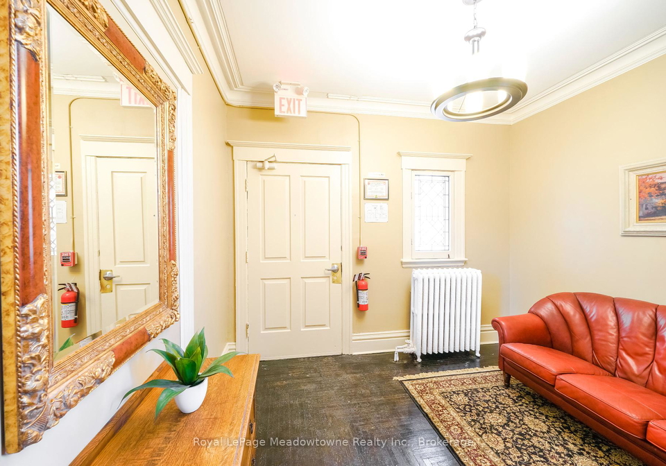 358-main-street-e-milton-ontario-w12253950