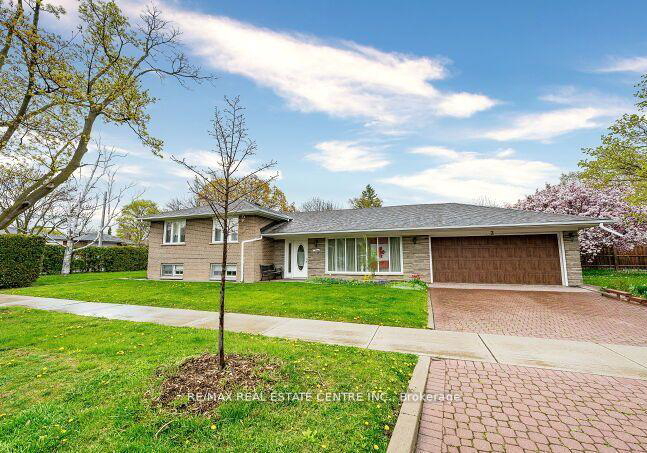 2-carswell-place-etobicoke-ontario-w12253982