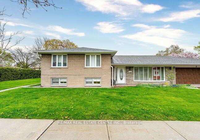 2-carswell-place-etobicoke-ontario-w12253982