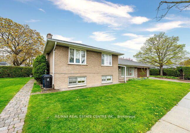2-carswell-place-etobicoke-ontario-w12253982