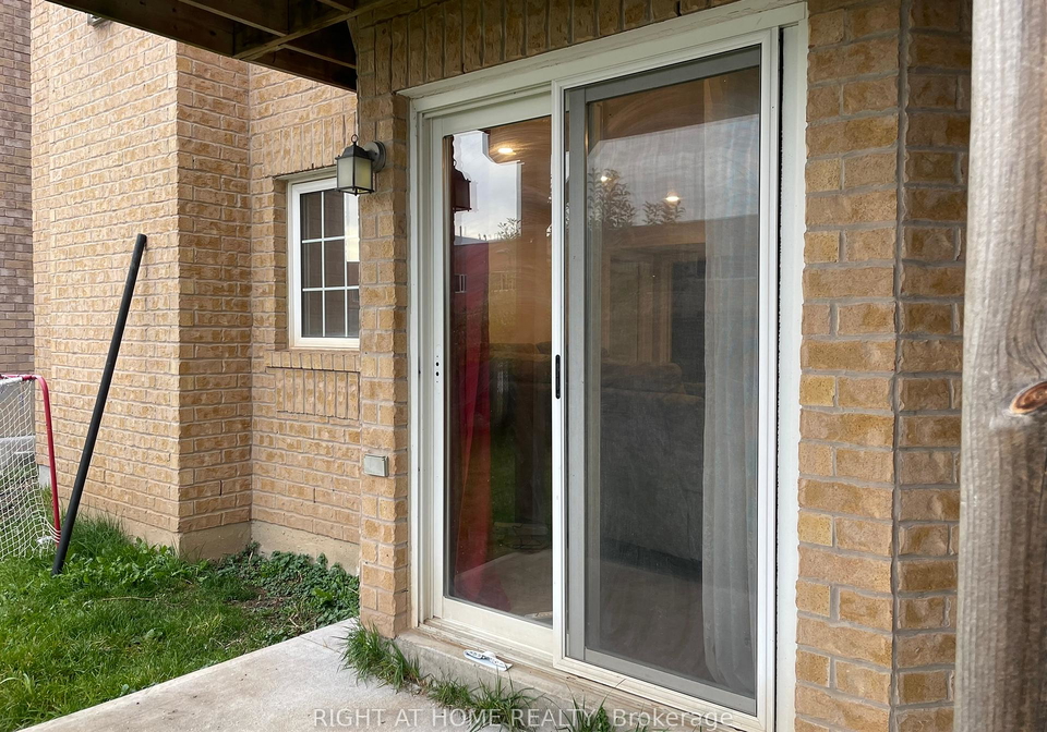 362-pringle-bsmnt-avenue-milton-ontario-w12254147