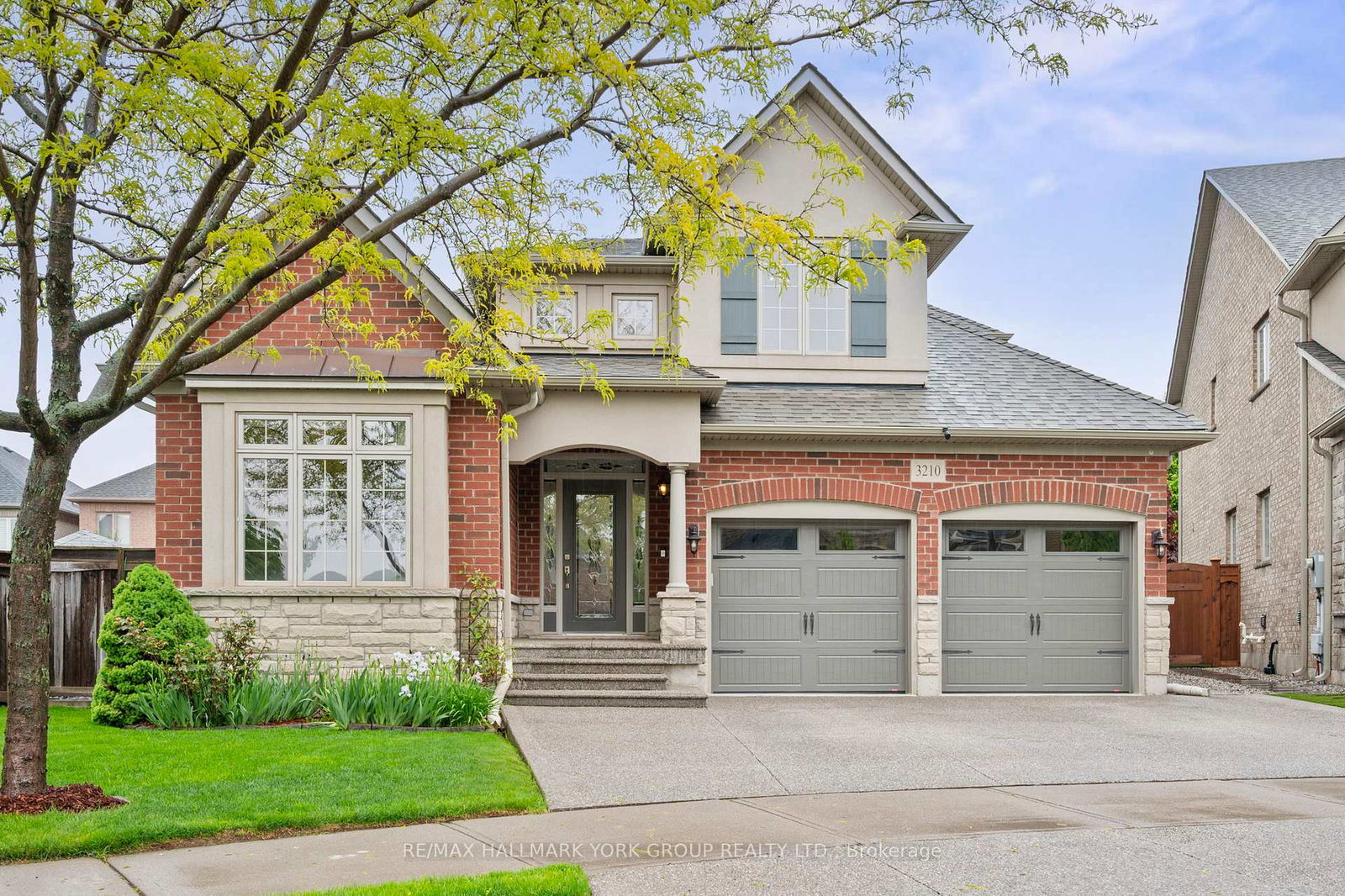 3210-saltaire-crescent-oakville-ontario-w12254398