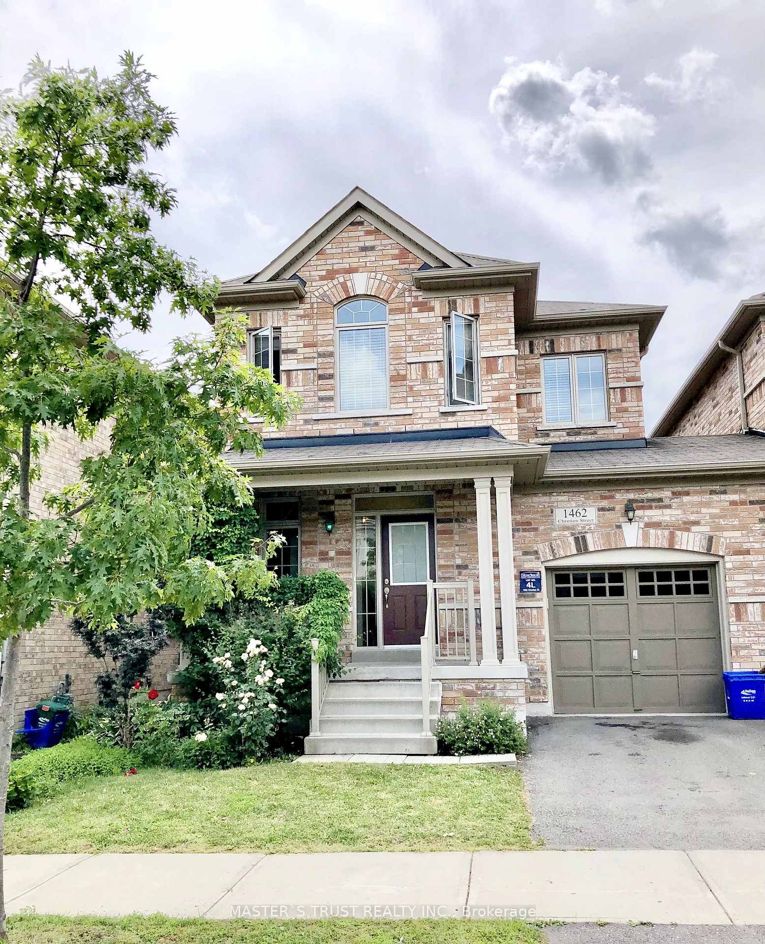 1462-chretien-street-milton-ontario-w12254930
