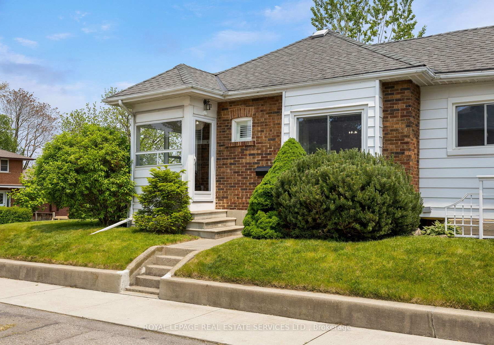 17-daniels-street-etobicoke-ontario-w12255118