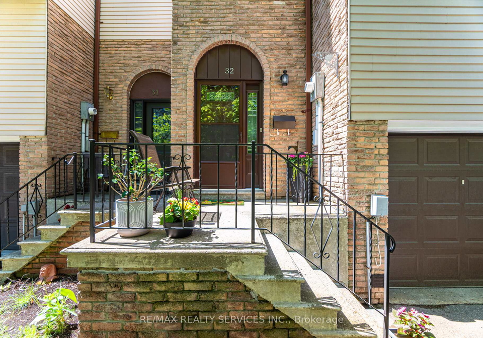 32-rosset-crescent-brampton-ontario-w12255120