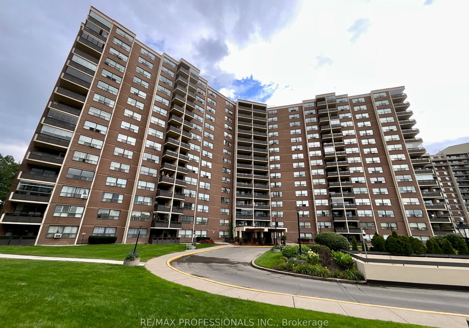 551-the-west-mall-etobicoke-ontario-w12255187