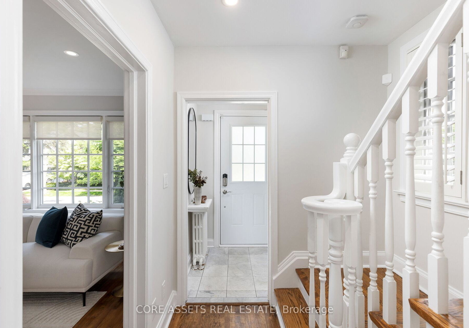 32-grenview-boulevard-n-etobicoke-ontario-w12255224