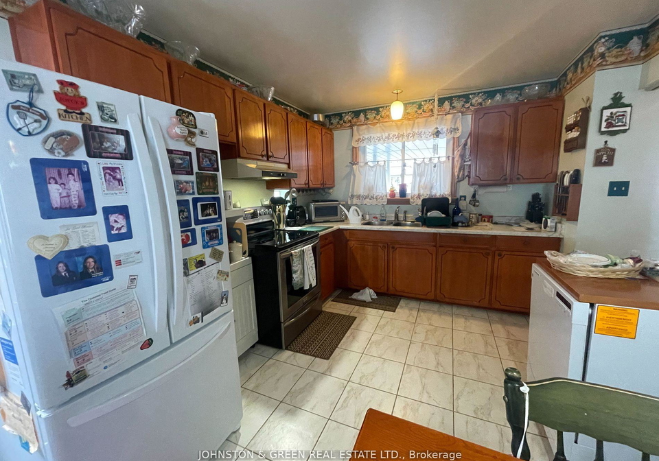 1724-oberon-crescent-mississauga-ontario-w12255342
