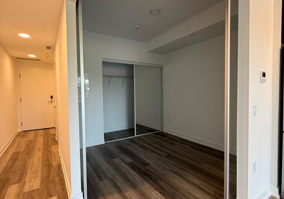 880-the-queensway-etobicoke-ontario-w12255822