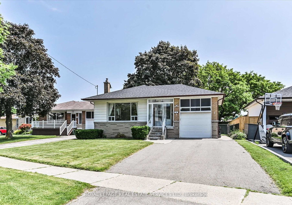 8-baskerville-crescent-etobicoke-ontario-w12255926