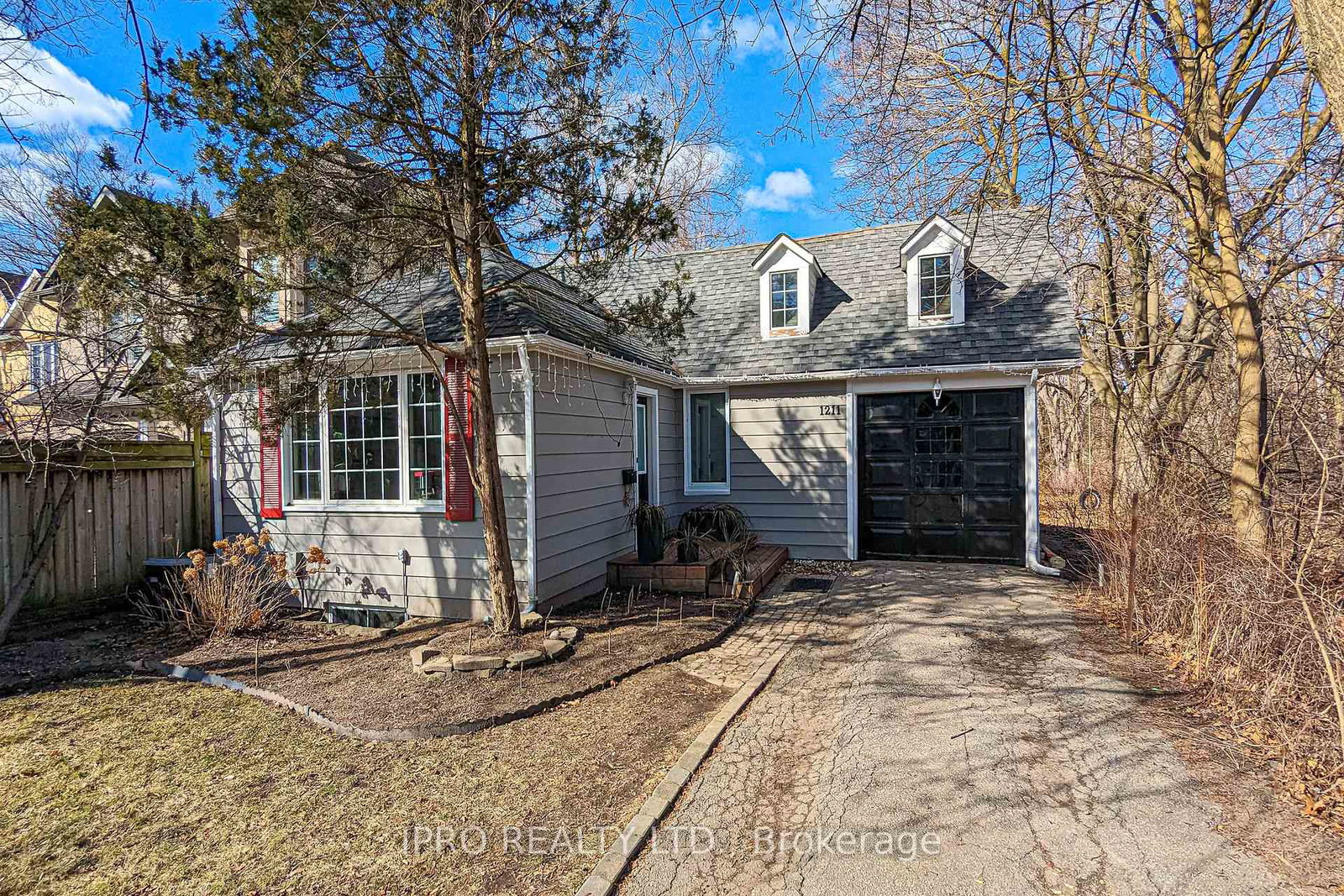 1211-lorne-park-road-mississauga-ontario-w12255984
