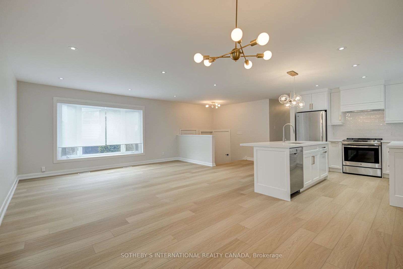 18-puckeridge-crescent-etobicoke-ontario-w12256001