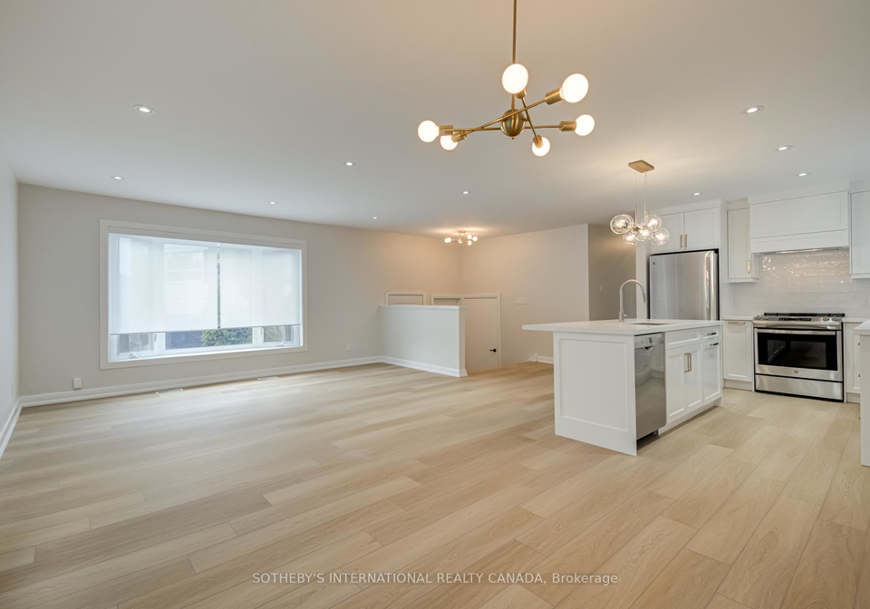 18-puckeridge-crescent-etobicoke-ontario-w12256001