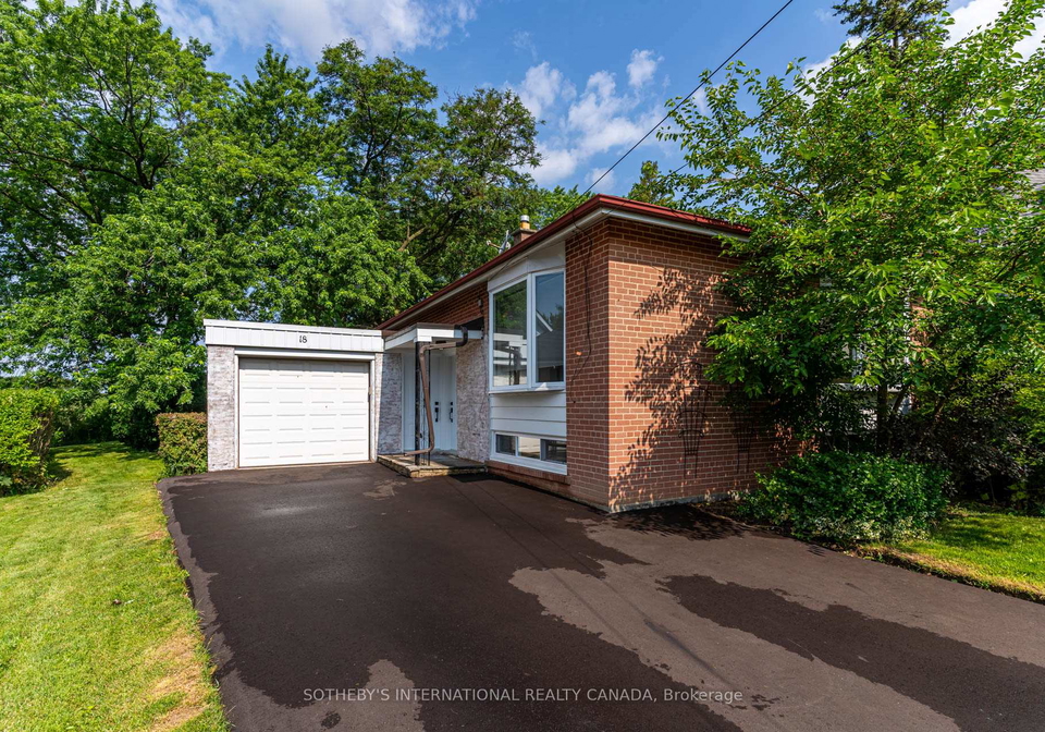 18-puckeridge-crescent-etobicoke-ontario-w12256001
