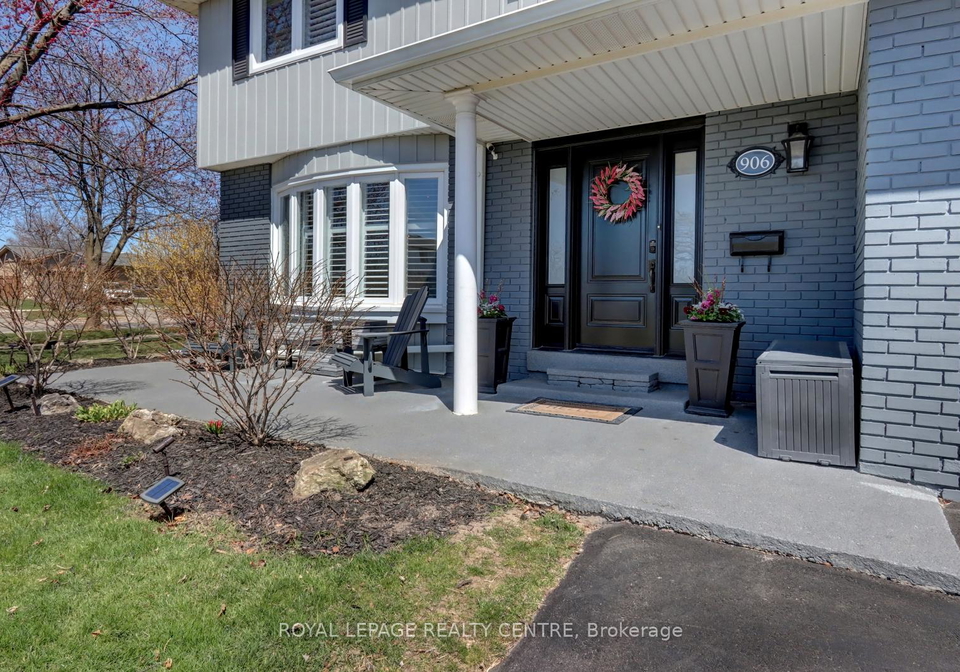 906-cabot-trail-milton-ontario-w12256159