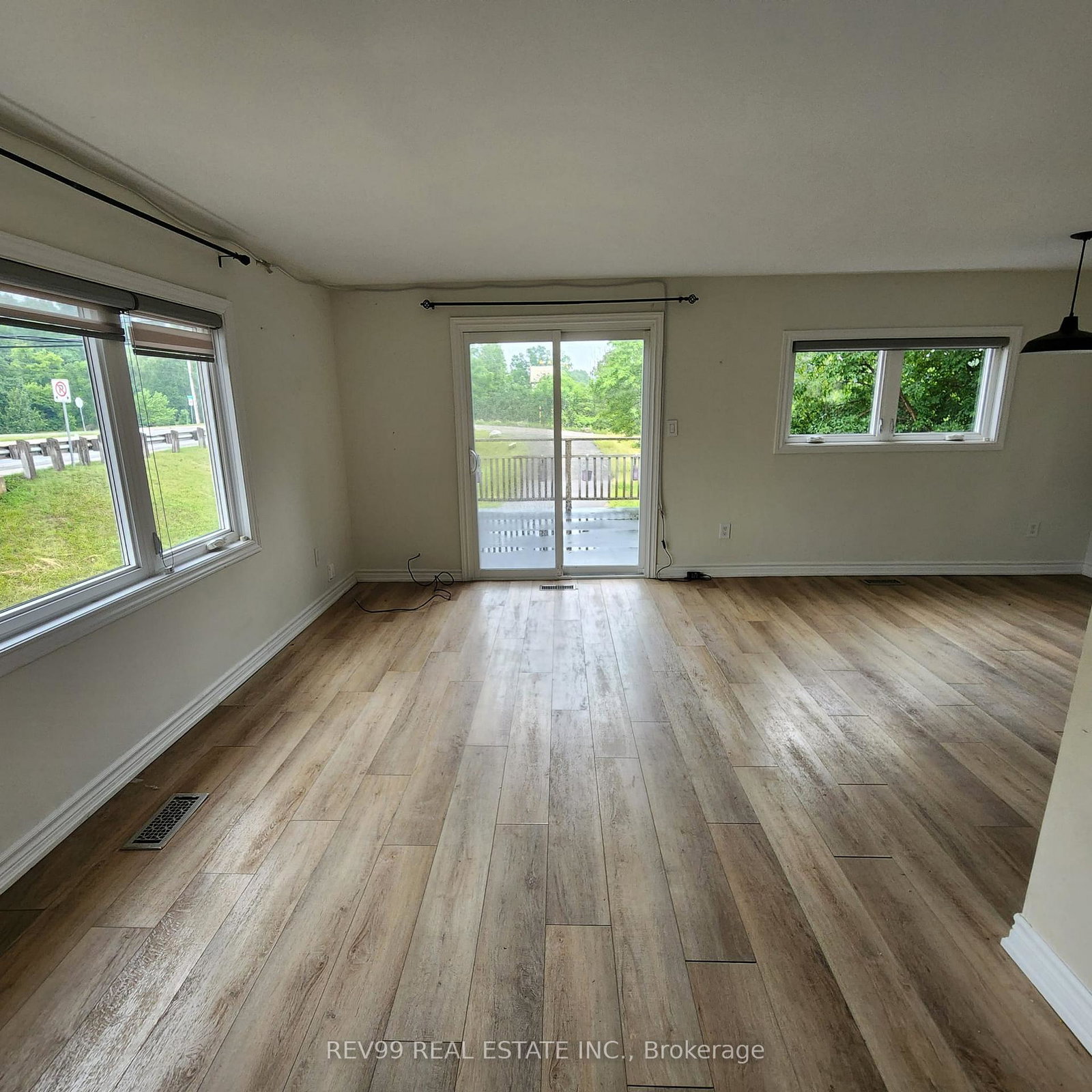 526-guelph-street-halton-hills-ontario-w12256590