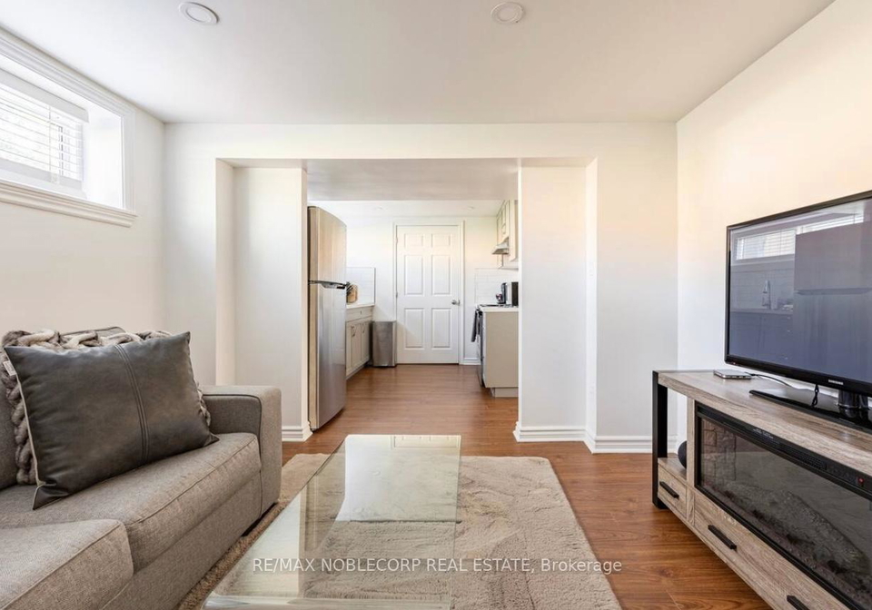 4230-bloor-street-w-etobicoke-ontario-w12256612