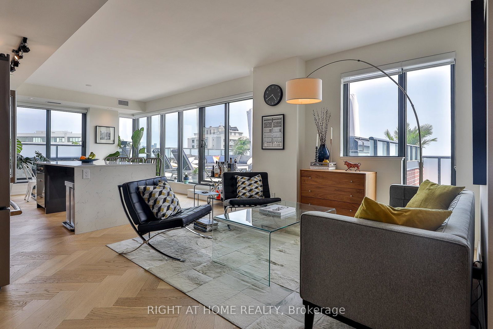 430-roncesvalles-avenue-toronto-ontario-w12256656