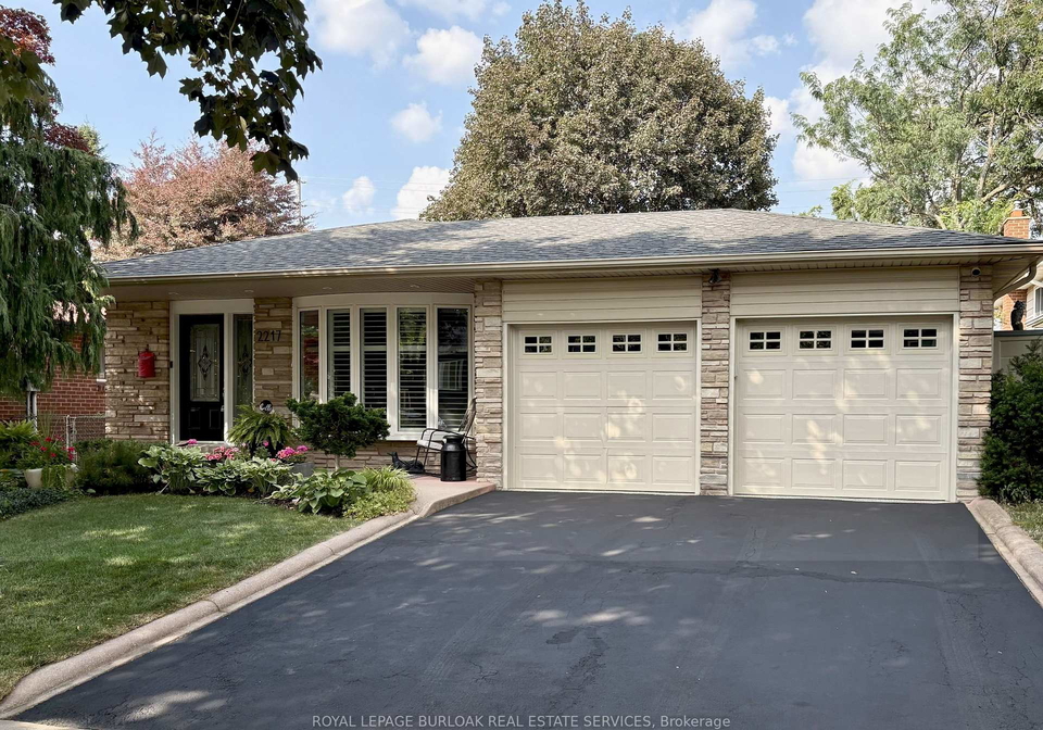 2217-lancaster-crescent-burlington-ontario-w12256785