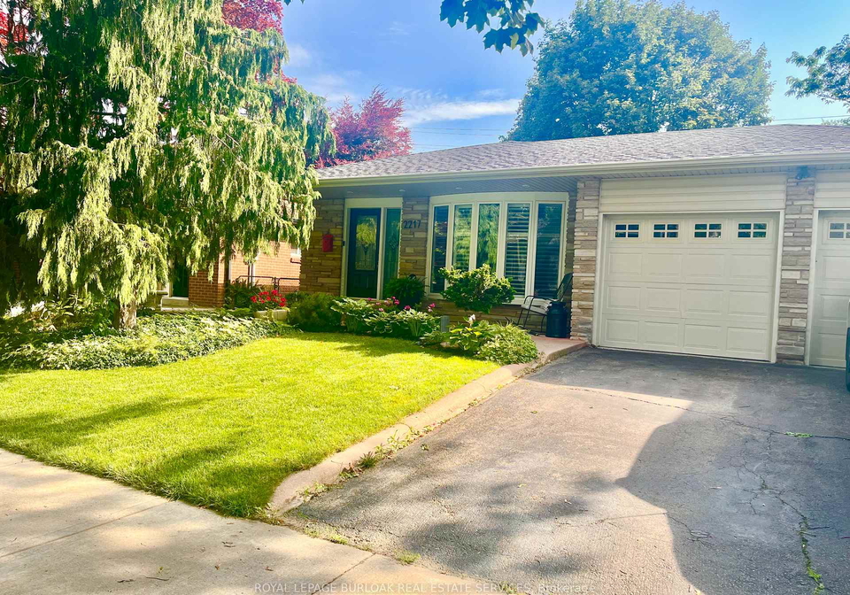 2217-lancaster-crescent-burlington-ontario-w12256785