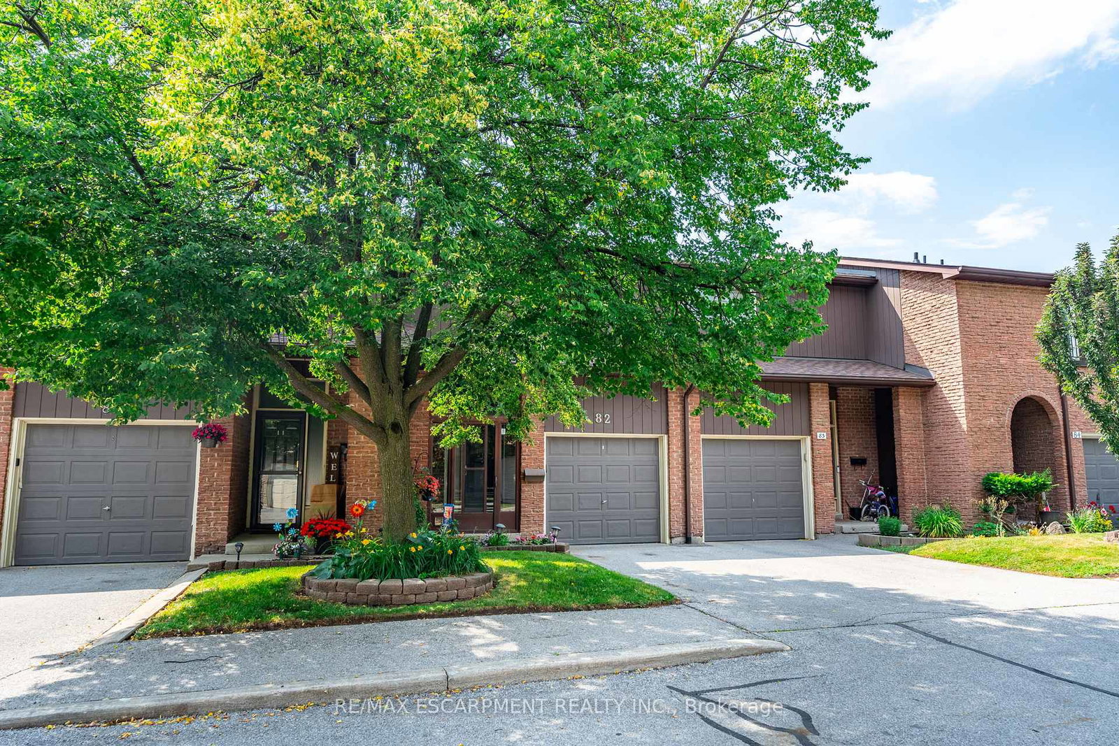 2301-cavendish-drive-burlington-ontario-w12256862