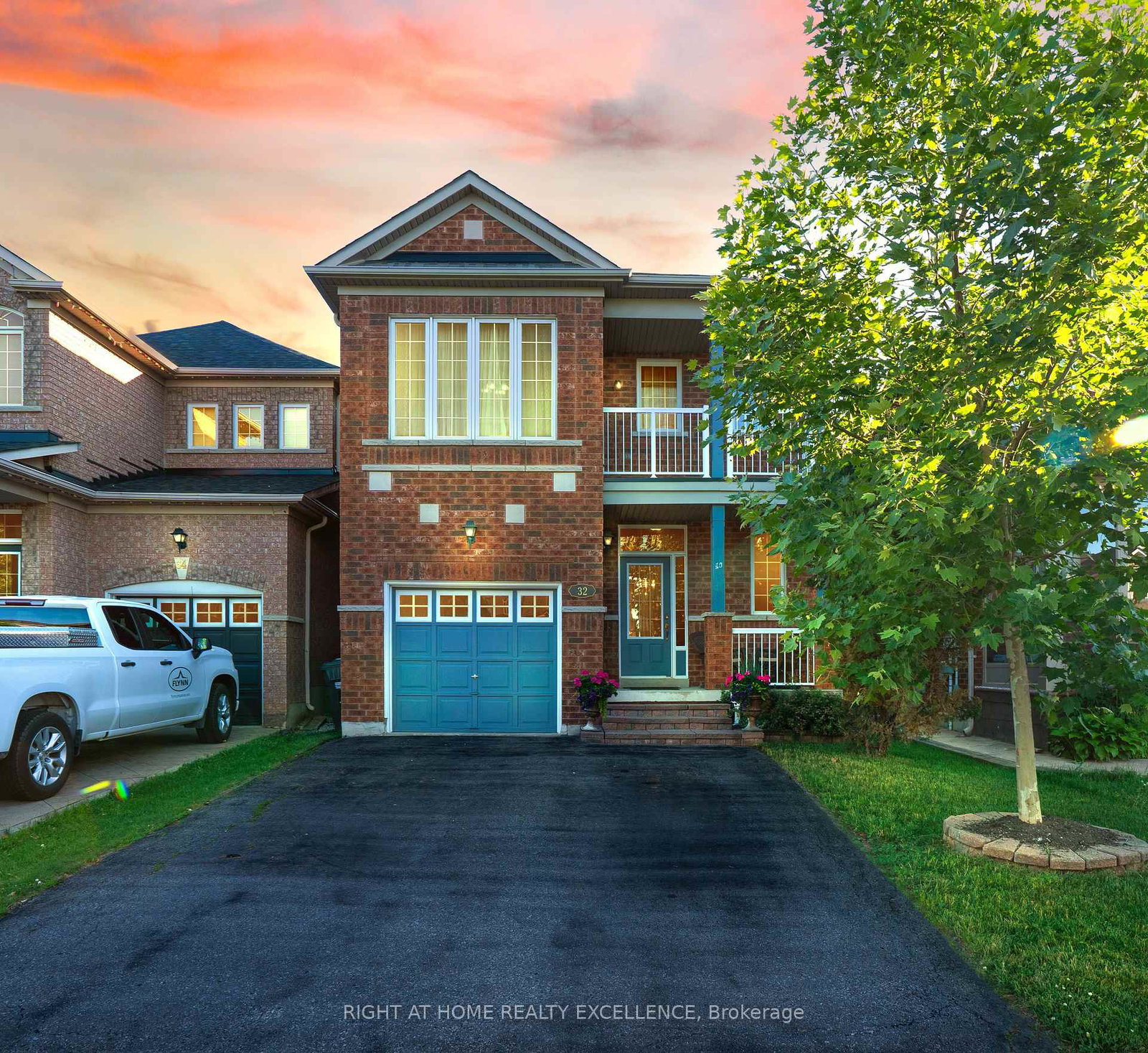 32-tobermory-crescent-brampton-ontario-w12257347